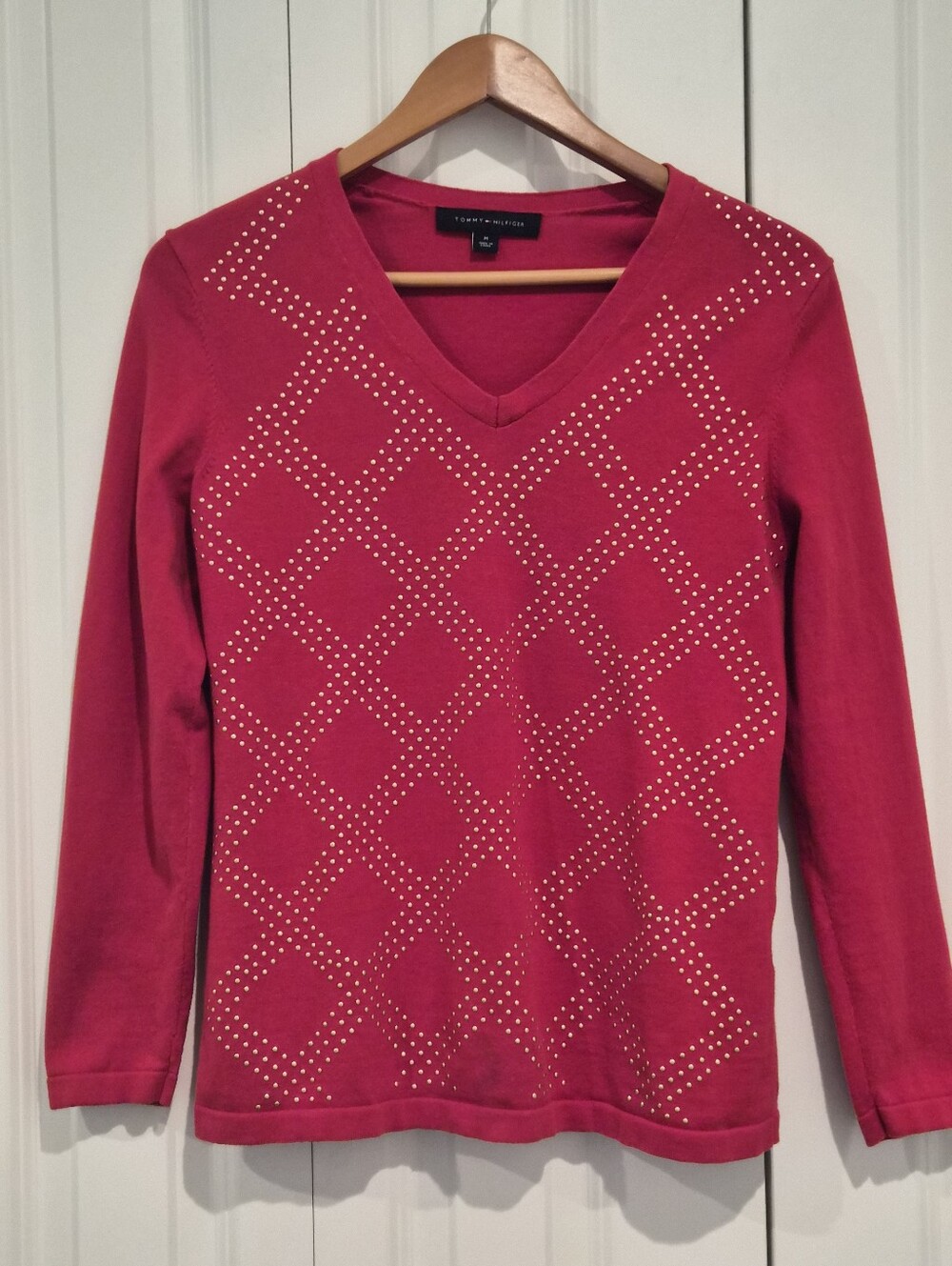 Tommy Hilfiger Gold Studded Argyle V-Neck Sweater Medium Red Cotton Knit